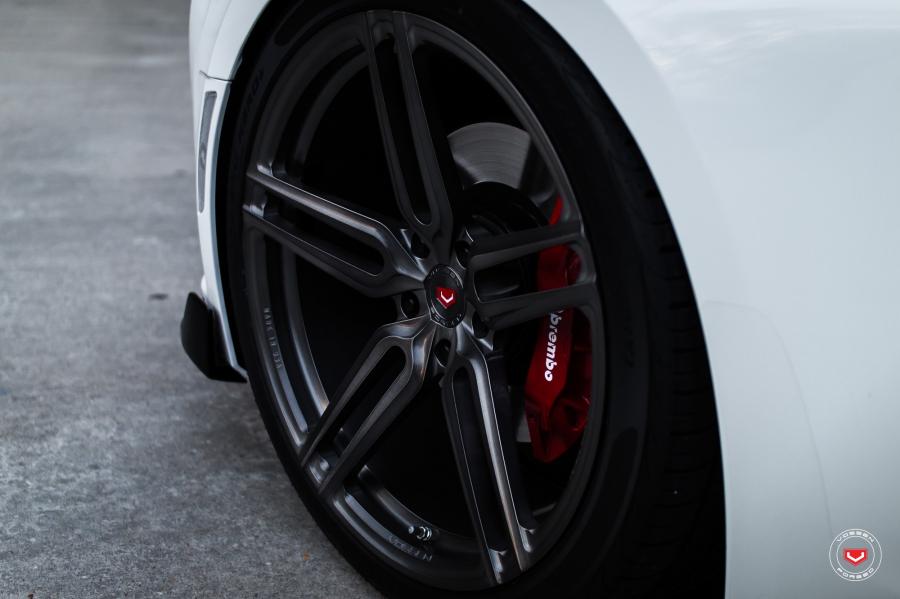 Колеса Chevrolet Camaro SS on Vossen Wheels (HC-1) 2017 года  (фото 8 из 9)